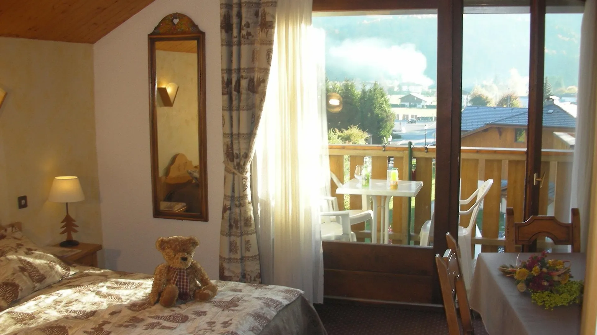 ***  Logis Hotel Gai Soleil Samoens France