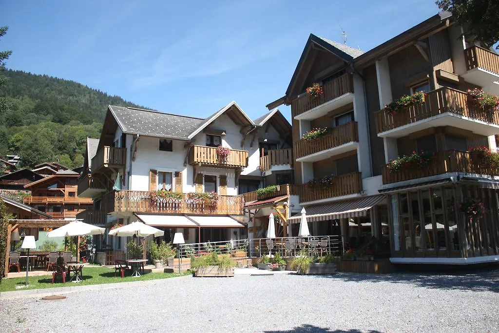 Logis Hotel Gai Soleil Samoëns