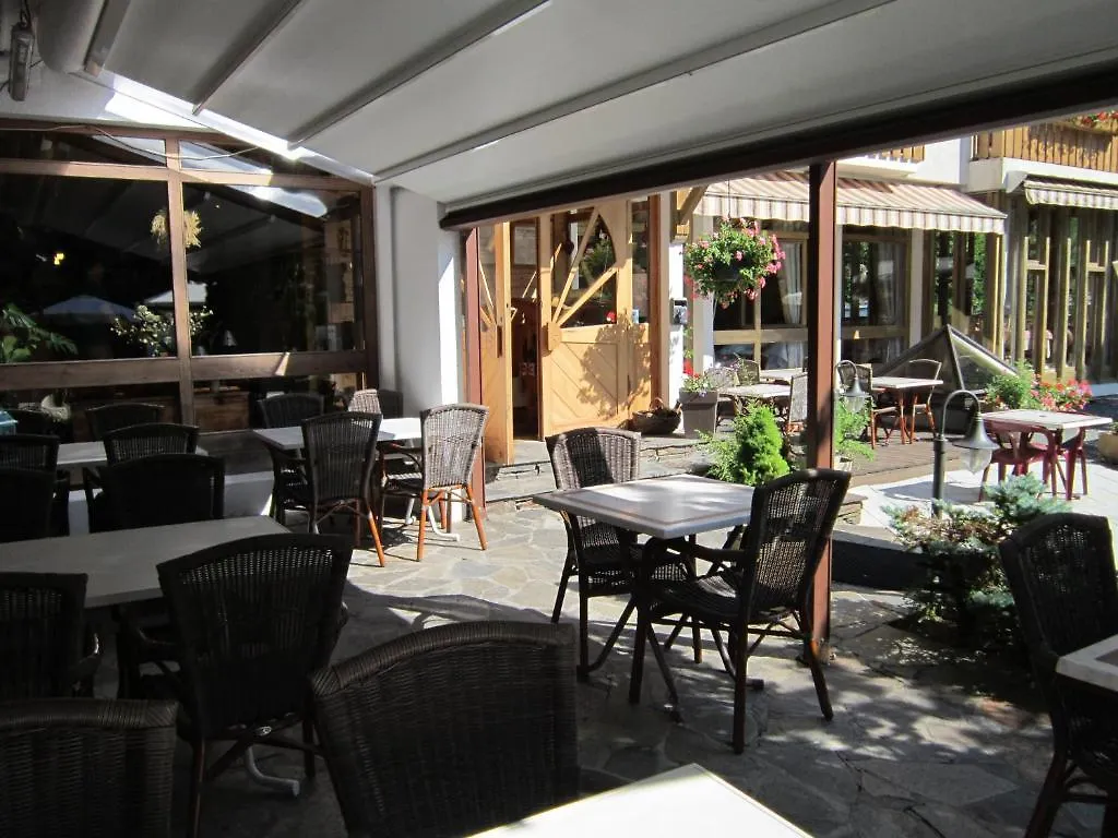 Logis Hotel Gai Soleil Samoens